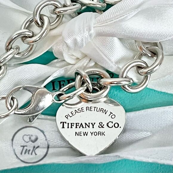 Return To Tiffany Heart Tag Chain Link Bracelet - 8” - Silver - Picture 12 of 15